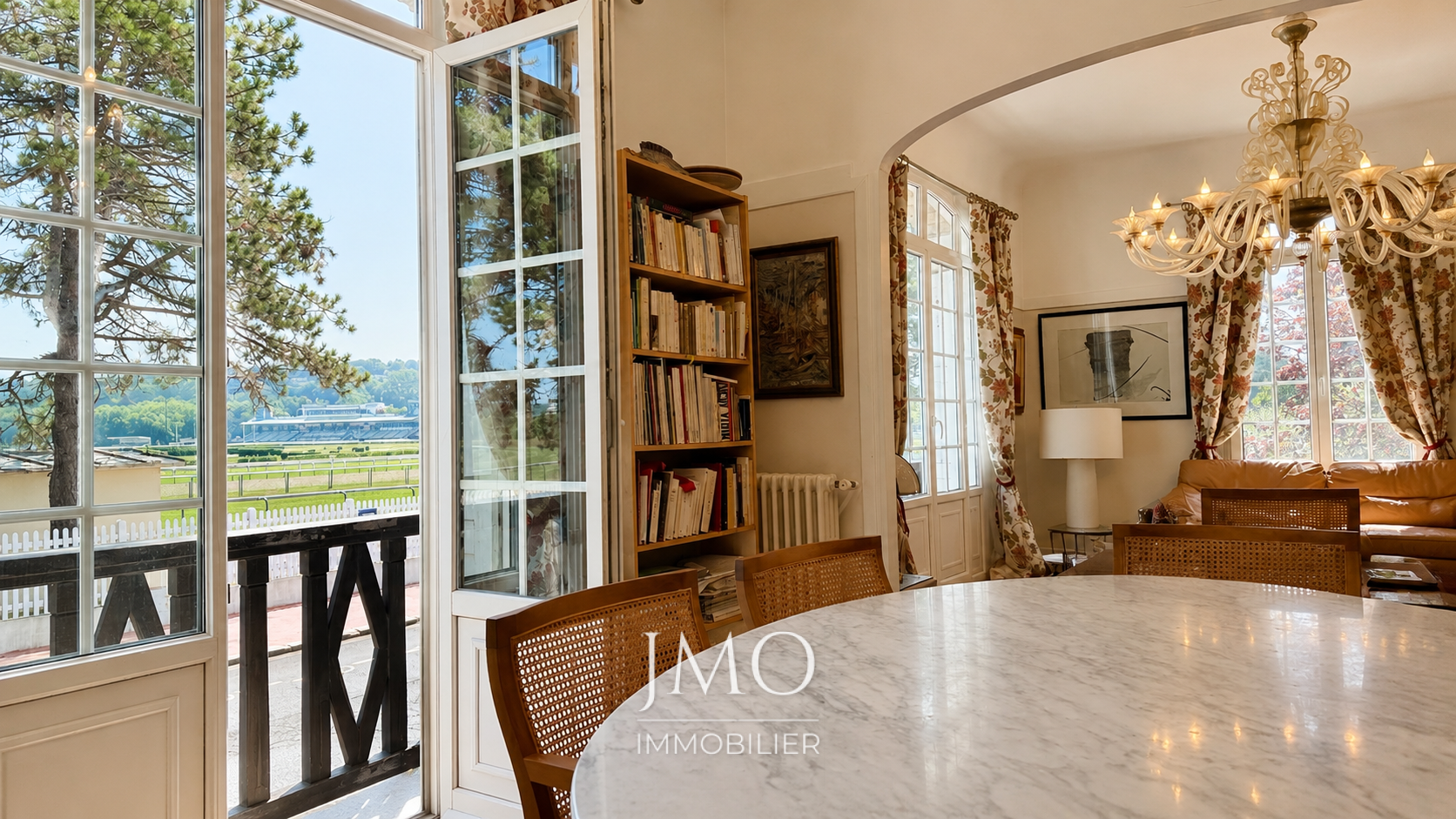 Villa & sa maison d’amis