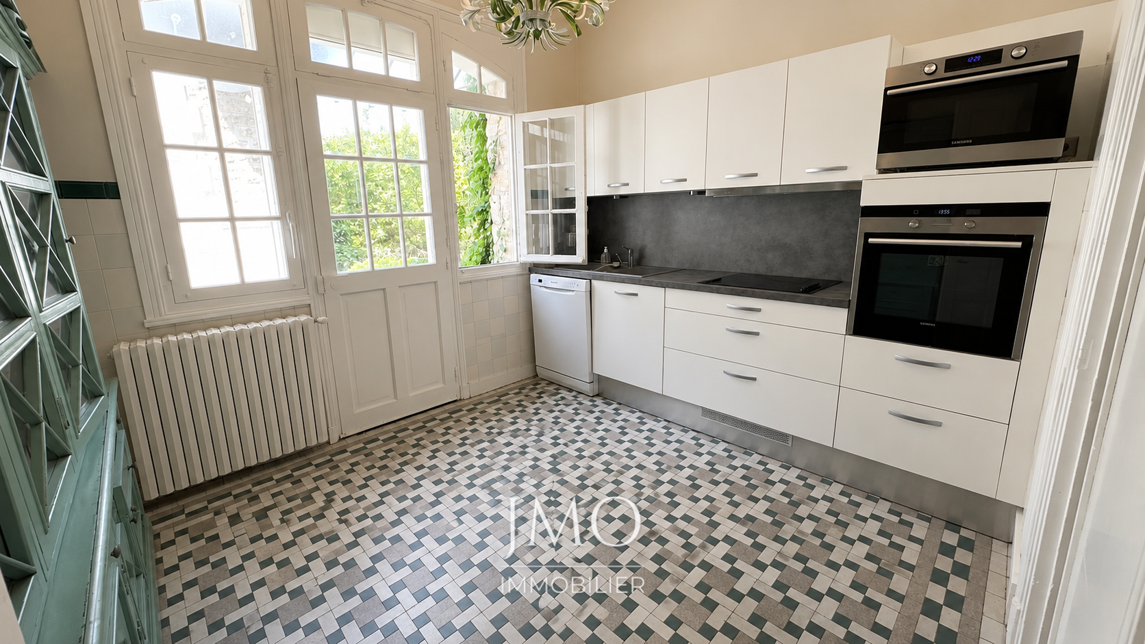 Villa & sa maison d’amis