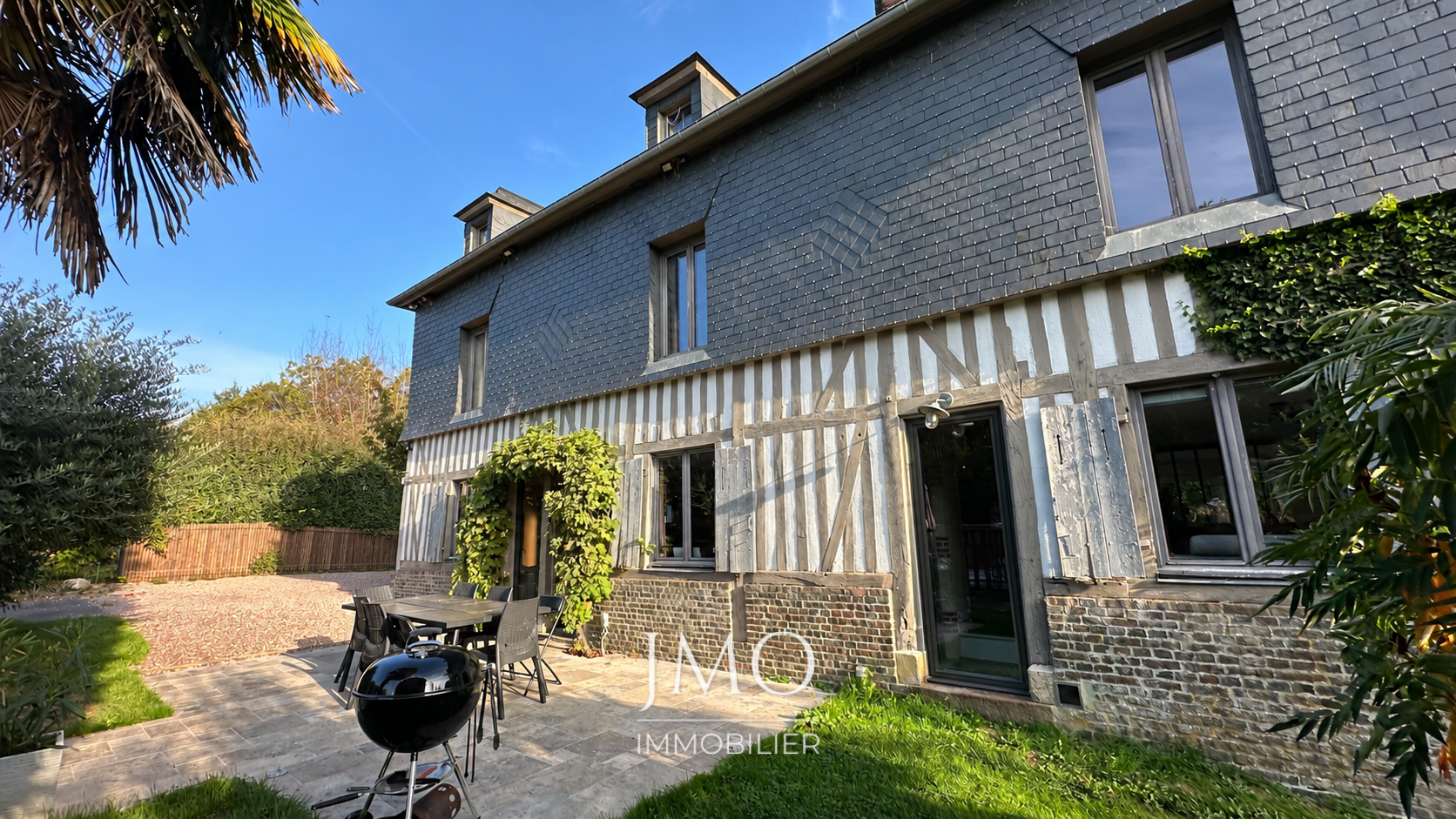 facade et terrasse Maison de campagne